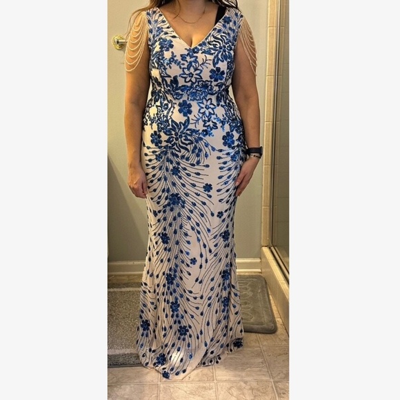 Luxe Floral Sequin Bead Detail Formal Party Wedding Dress - Picture 9 of 9